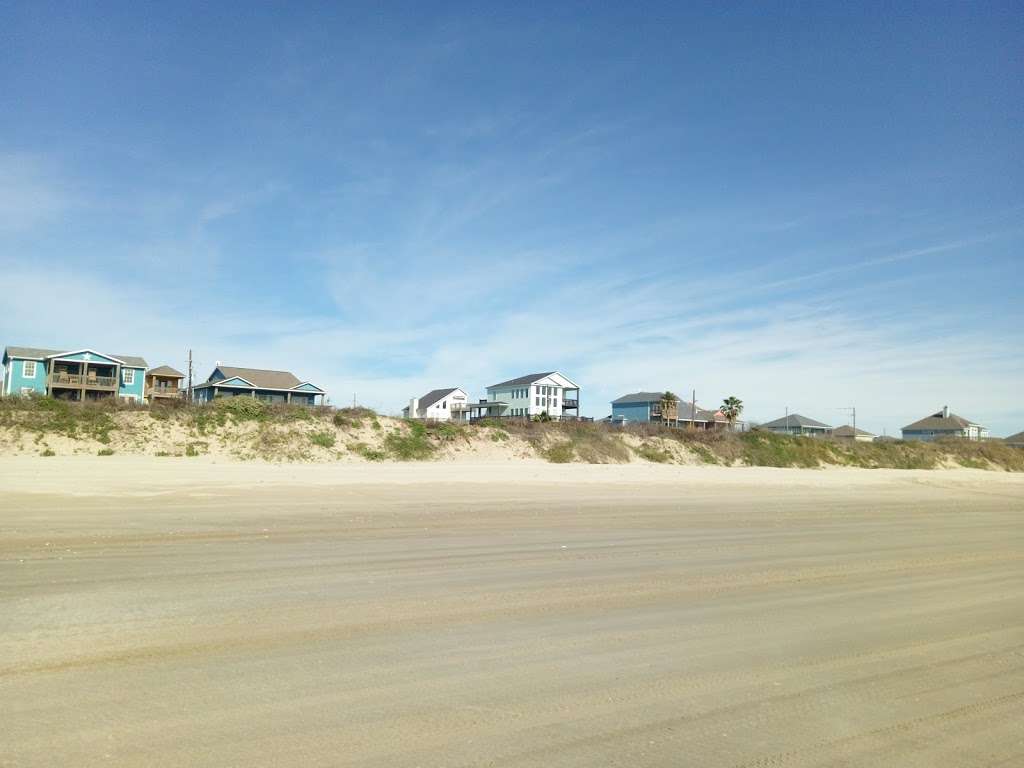 Nanas Beach Cabin | 889, 899 Main St, Galveston, TX 77550, USA