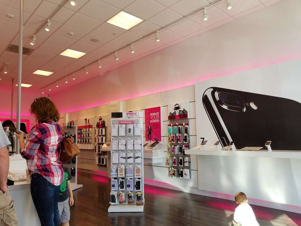 T-Mobile | 3768 Fallon Rd, Dublin, CA 94568, USA | Phone: (925) 479-0134