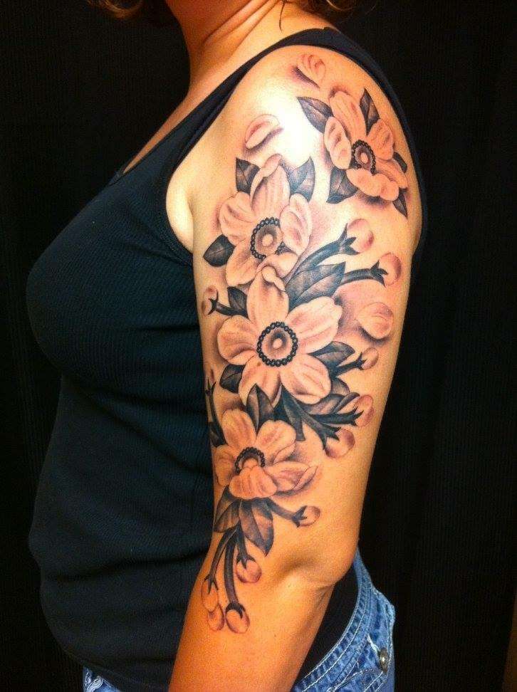 Stormy Tattoo | 4243 Walnut St, Kansas City, MO 64111, USA | Phone: (816) 492-5008