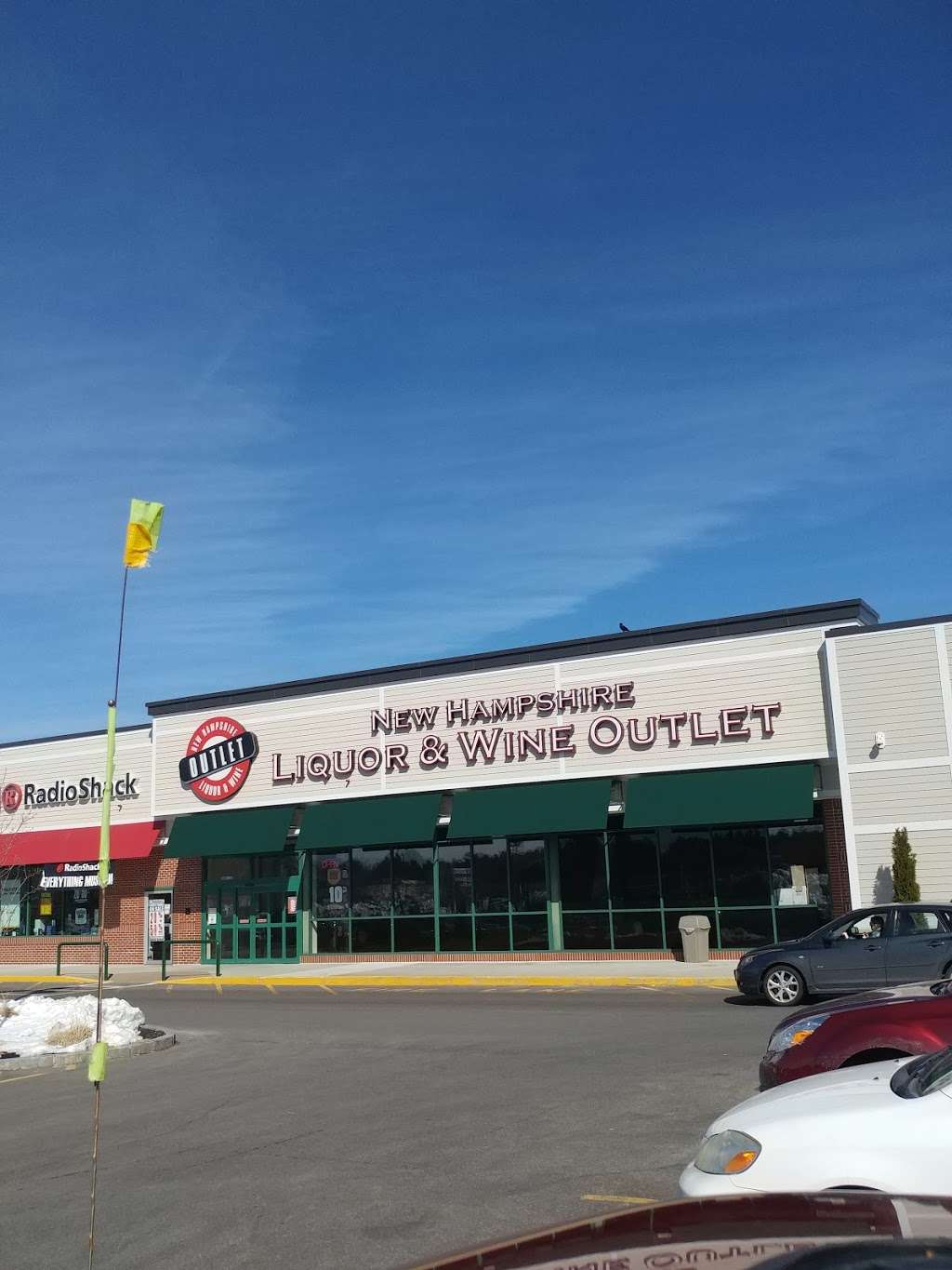 NH Liquor & Wine Outlet | Southgate Plaza, 380 Lafayette Rd, Seabrook, NH 03874, USA | Phone: (603) 474-3362