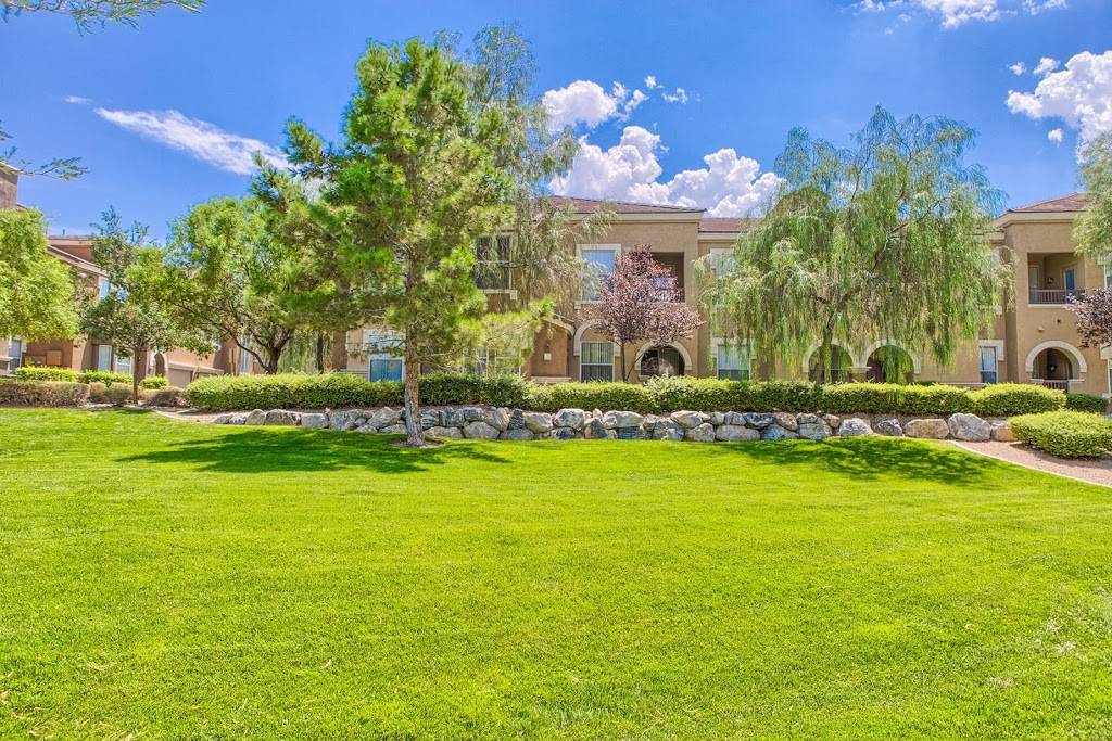 Chateau Calais Apartments | 975 Seven Hills Dr, Henderson, NV 89052 | Phone: (702) 617-4350