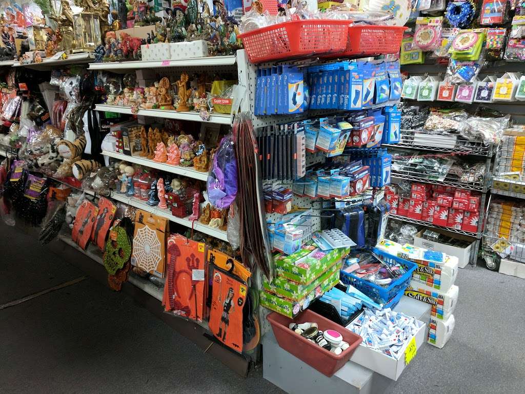 Jennys Dollar Store | 6132 Bollinger Rd, San Jose, CA 95129, USA | Phone: (408) 973-1868