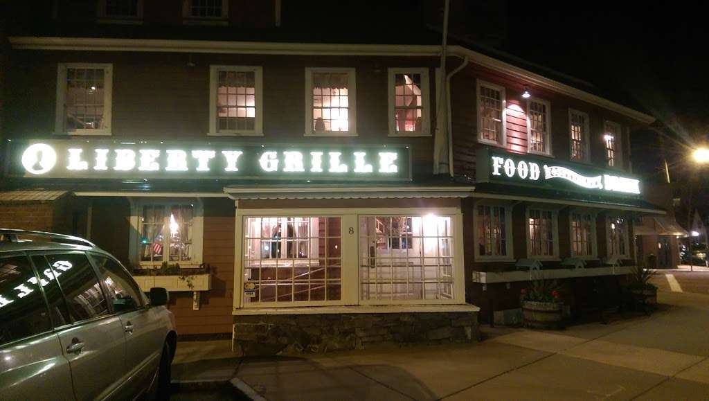 Liberty Grill | 8 North St, Hingham, MA 02043, USA | Phone: (781) 749-2444