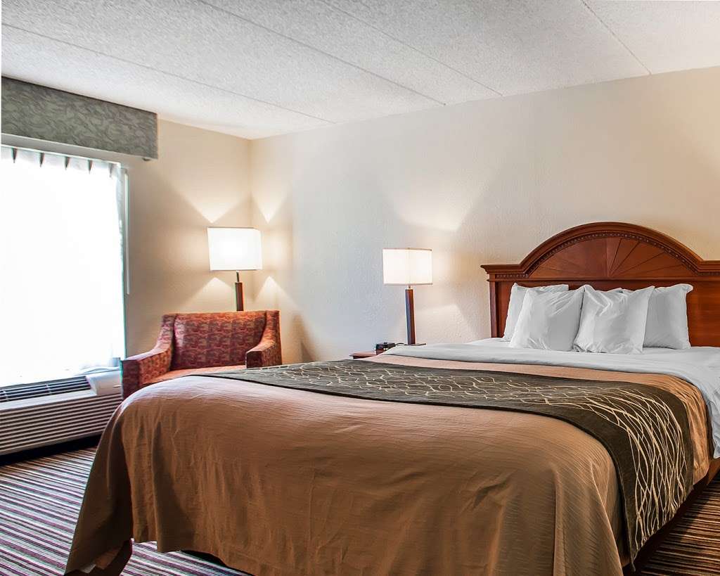 Comfort Inn Lehigh Valley West | 7625 Imperial Way, Allentown, PA 18106, USA | Phone: (610) 391-0344