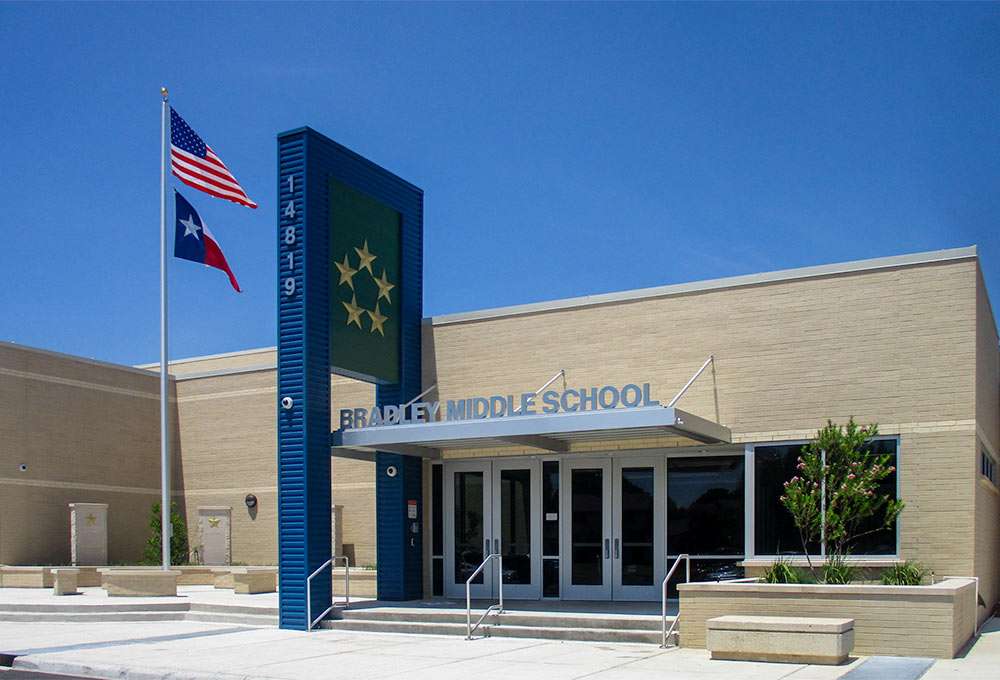 Bradley Middle School | 14819 Heimer Rd, San Antonio, TX 78232, USA | Phone: (210) 356-2600