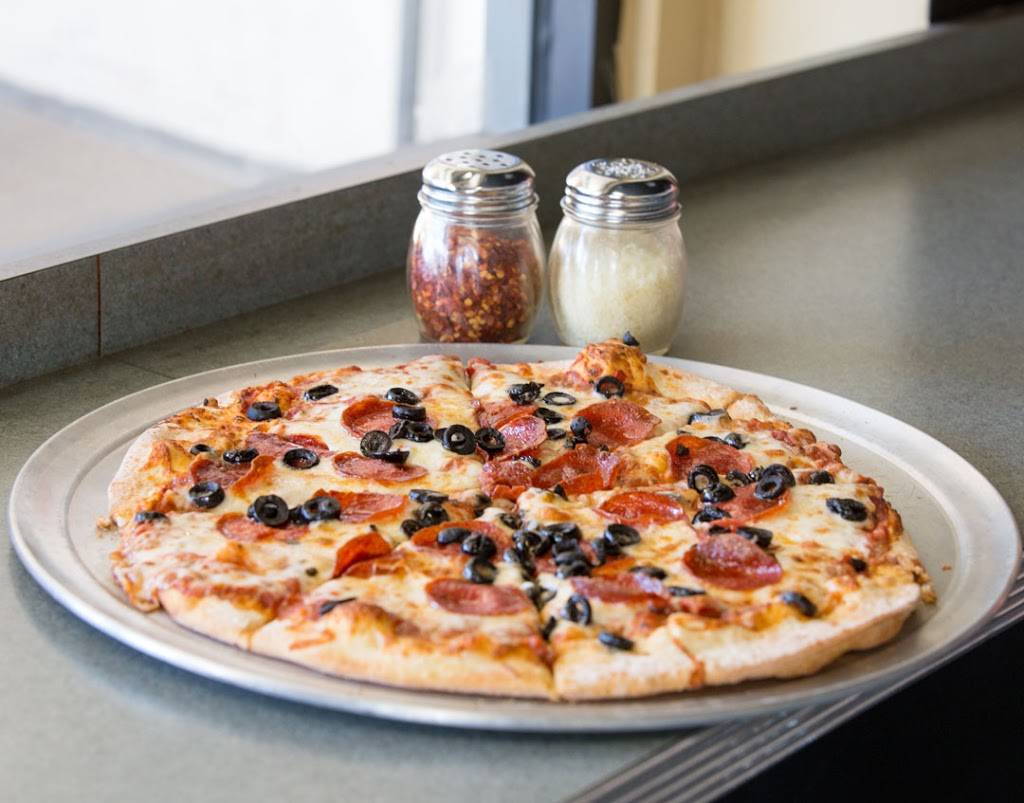 Rays Pizza | 1201 University Ave STE 116, Riverside, CA 92507, USA | Phone: (951) 274-4700