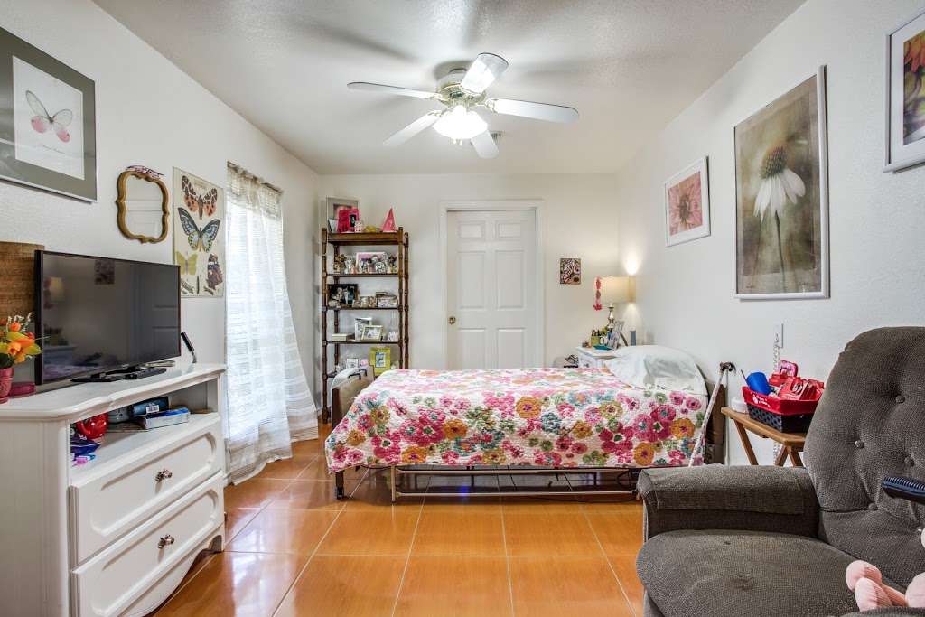 Avendelle Assisted Living on Merriman | 7125 Merriman Pkwy, Dallas, TX 75231, USA | Phone: (214) 893-2273