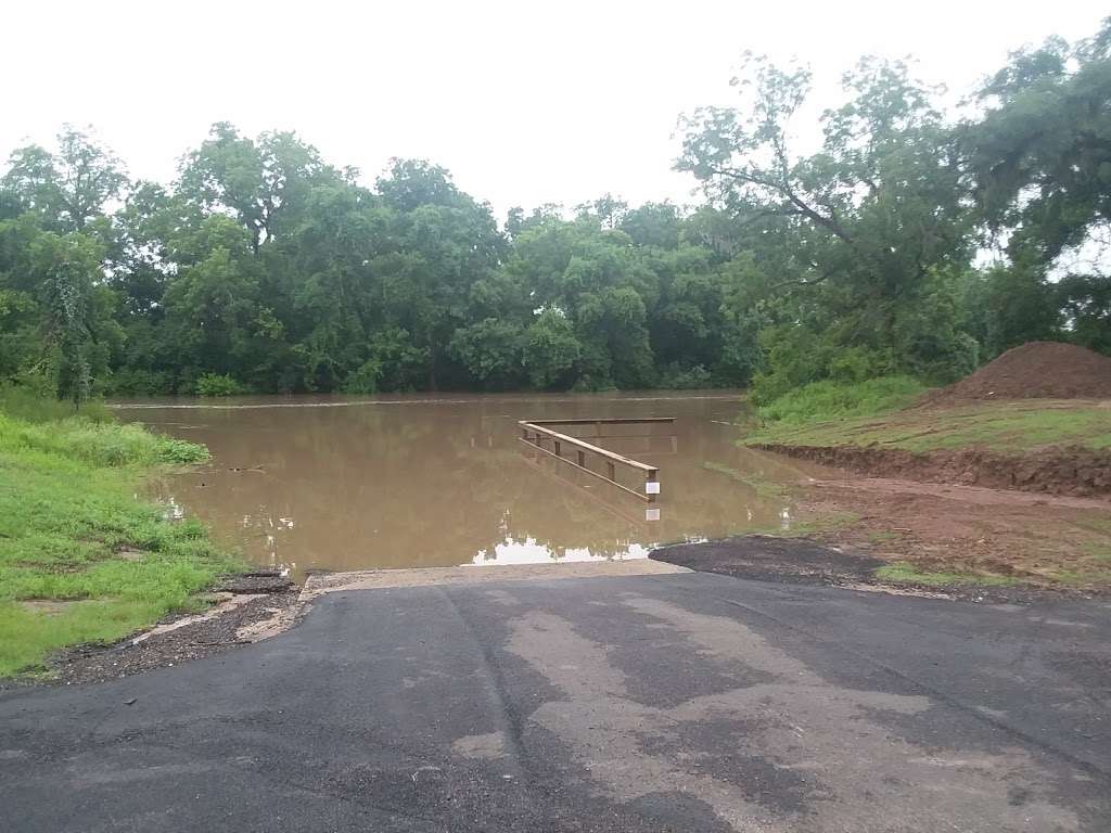 Hanson Boat Ramp | West Columbia, TX 77486