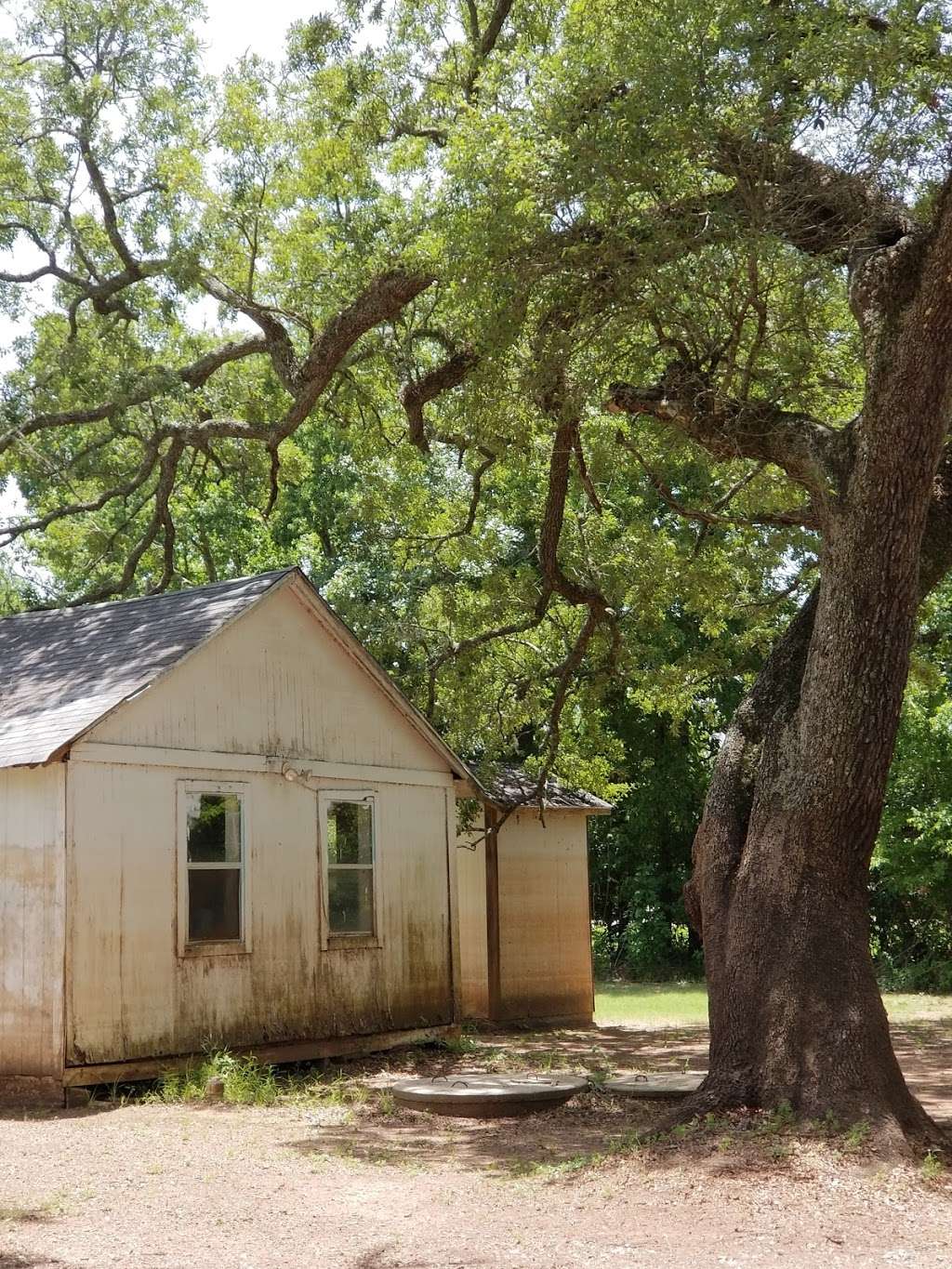 Saint James Church | Angleton, TX 77515, USA