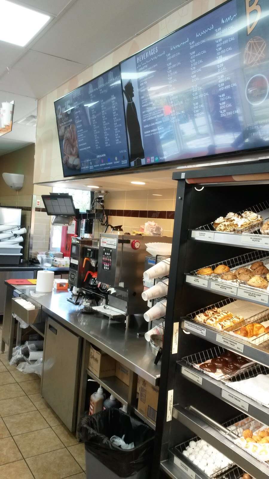 Dunkin Donuts | 4705 Crain Hwy, Upper Marlboro, MD 20772 | Phone: (301) 780-8444