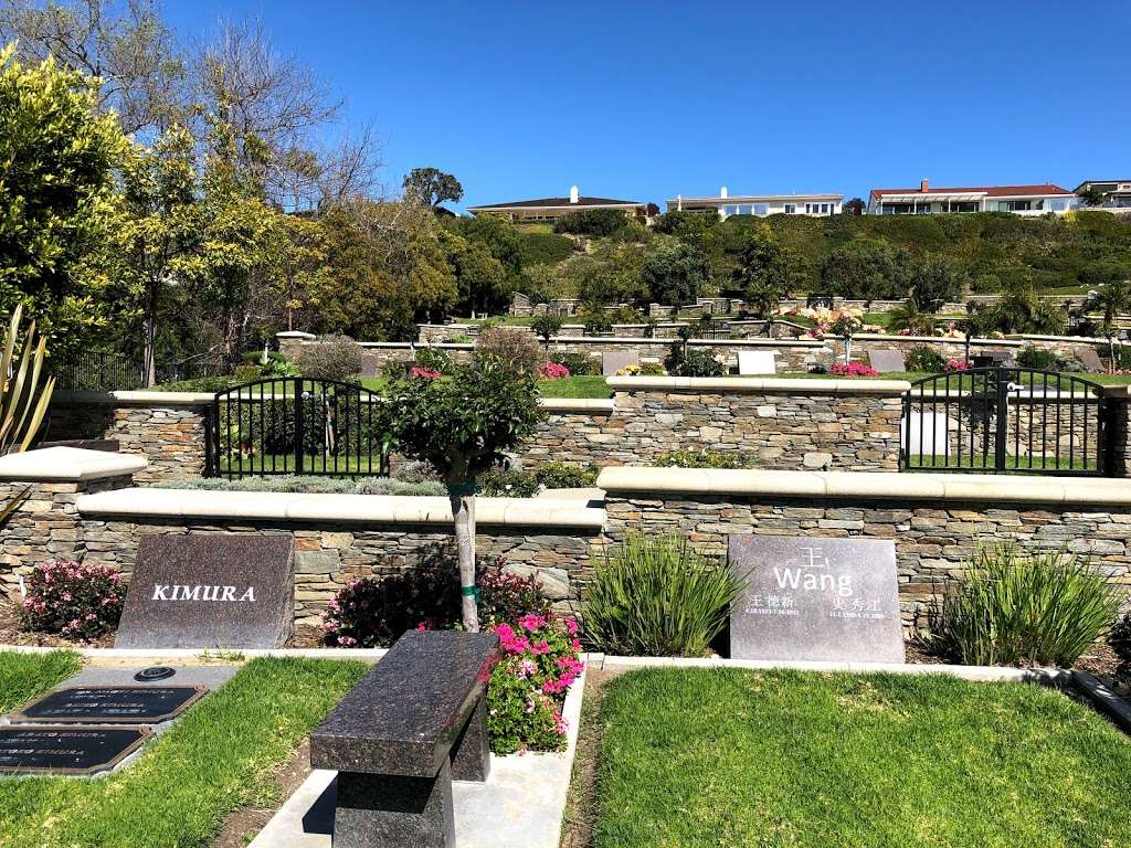 Pacific View Memorial Park and Mortuary | 3500 Pacific View Dr, Corona Del Mar, CA 92625, USA | Phone: (949) 644-2700