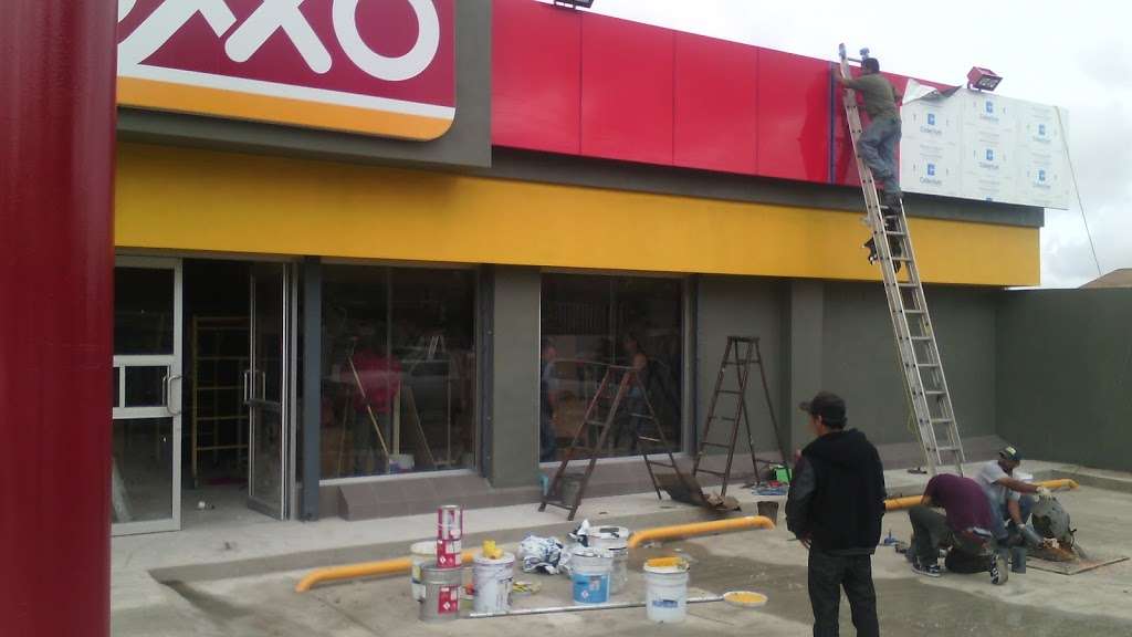 OXXO Caspio | Real del Castillo 8093, Camino Verde, 22190 Tijuana, B.C., Mexico