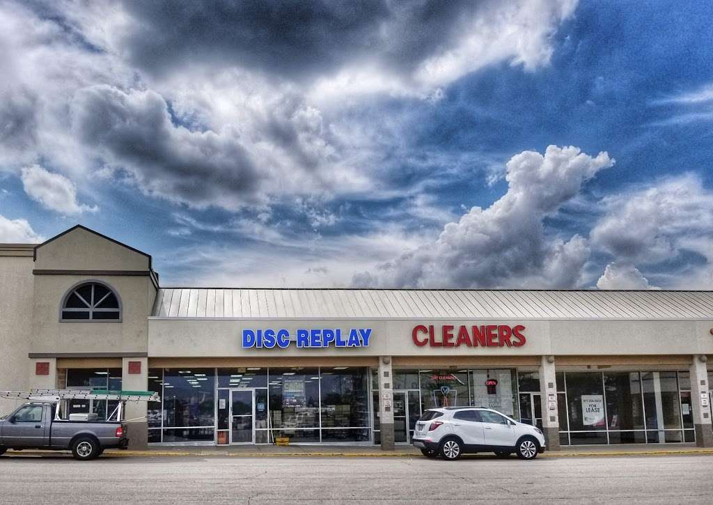 Signature Cleaners | 489 S Weber Rd, Bolingbrook, IL 60490, USA | Phone: (630) 226-0706