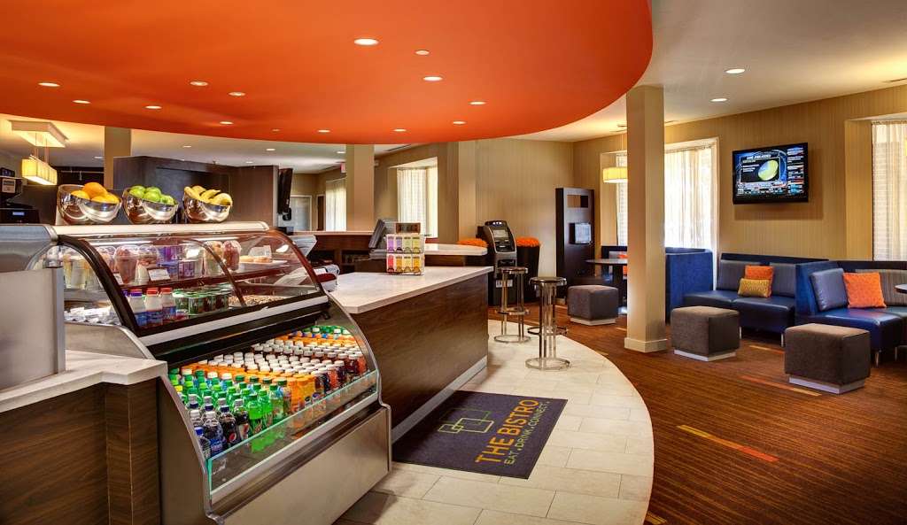 Courtyard by Marriott Dallas DFW Airport South/Irving | 2280 Valley View Ln, Irving, TX 75062, USA | Phone: (972) 790-8990