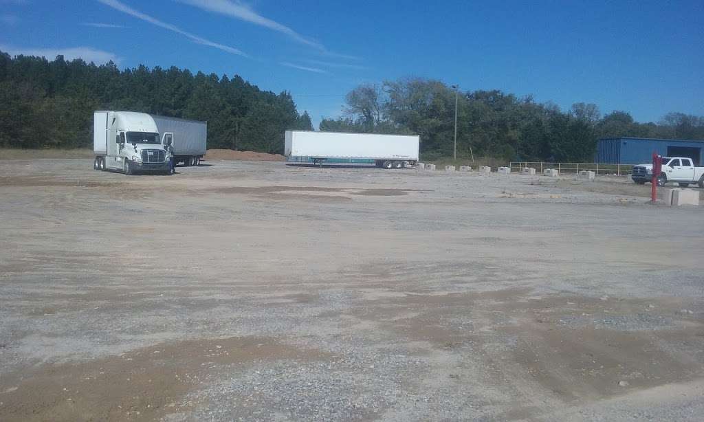 49ers Tractor Trailer Parking | 4241 Stough Rd, Concord, NC 28027 | Phone: (704) 706-2780