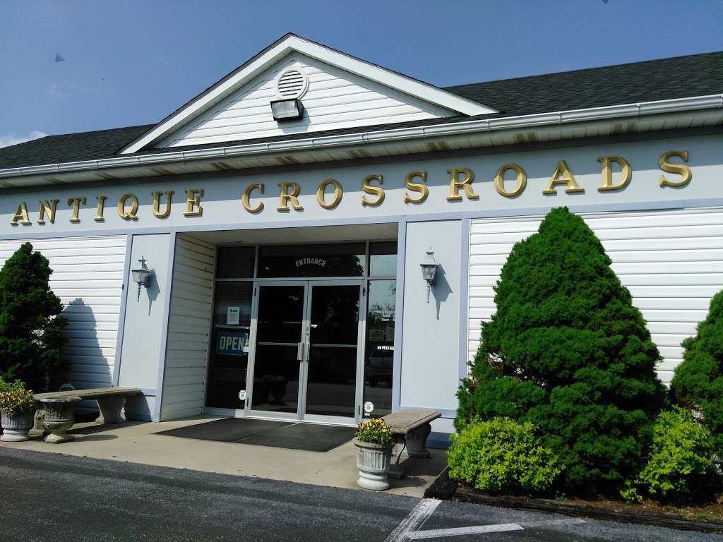 Antique Crossroads | 20150 National Pike, Hagerstown, MD 21740 | Phone: (301) 739-0858