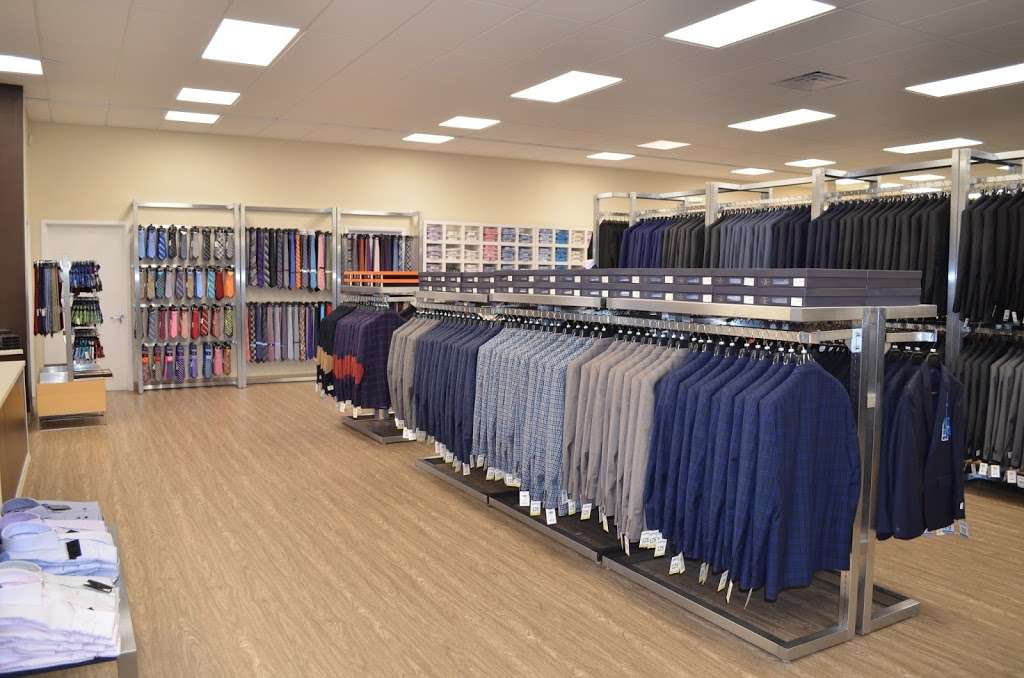 the suit store outlet near me