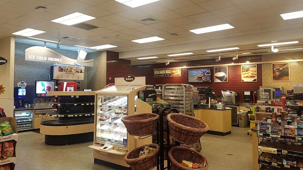 Wawa | 9 S Gateway Dr, Fredericksburg, VA 22406 | Phone: (540) 300-6047