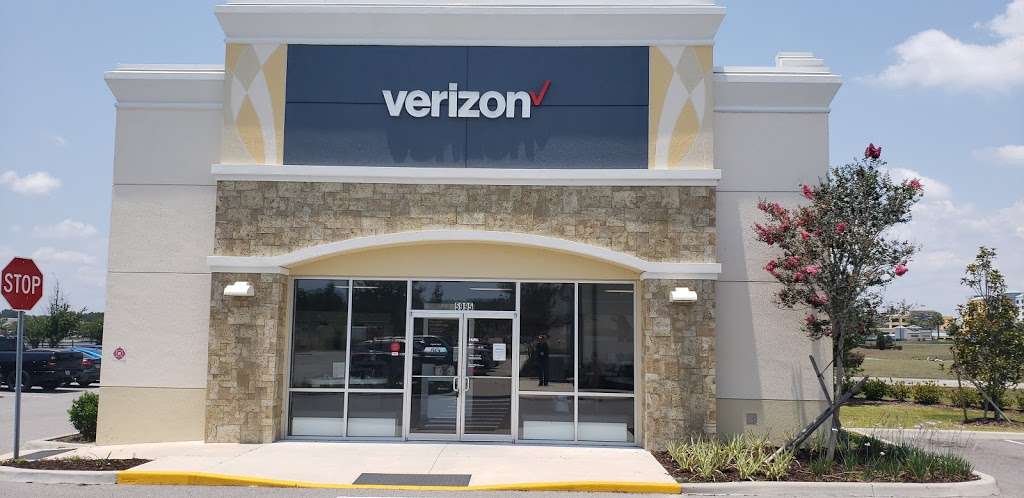 Verizon Authorized Retailer – Russell Cellular | 5995 Signature Rd, Wildwood, FL 34785, USA | Phone: (352) 571-4010