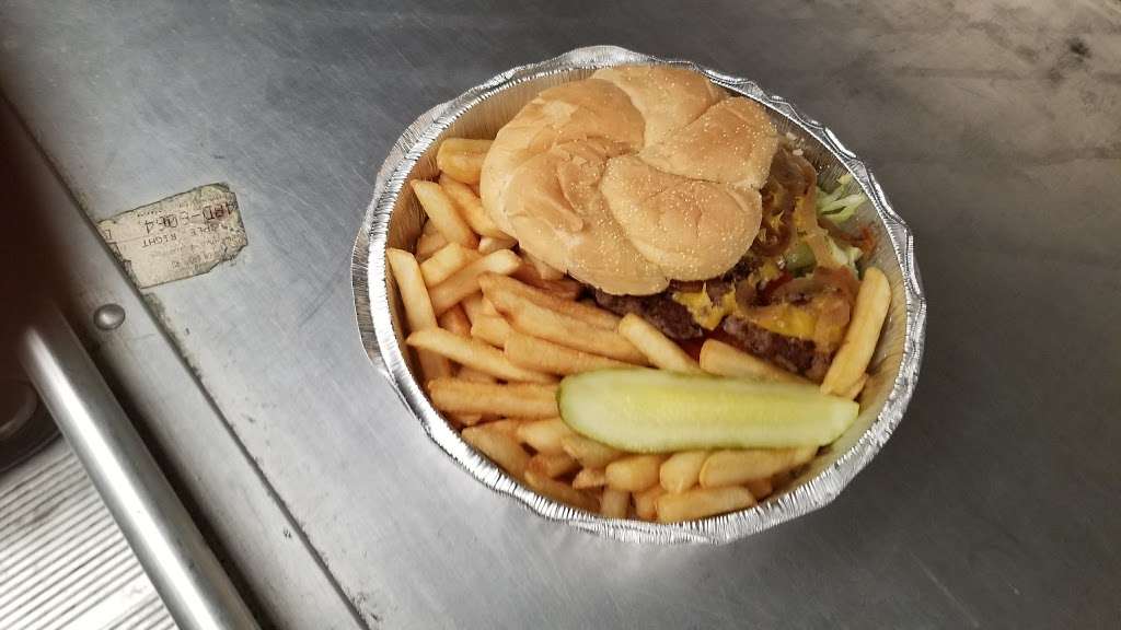 Brooksides Pizzeria | 9419 Common Brook Rd #109, Owings Mills, MD 21117, USA | Phone: (410) 998-2100