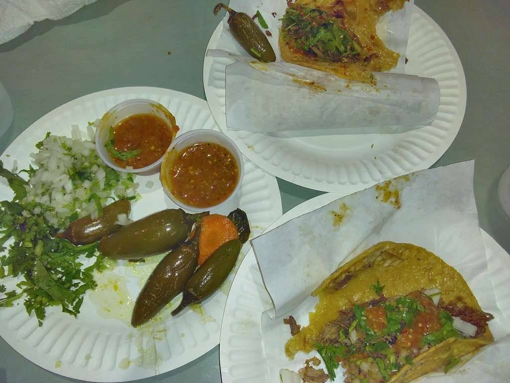 Taqueria El Taco Loco | 128 Pacific Coast Hwy, Wilmington, CA 90744, USA | Phone: (310) 513-1313