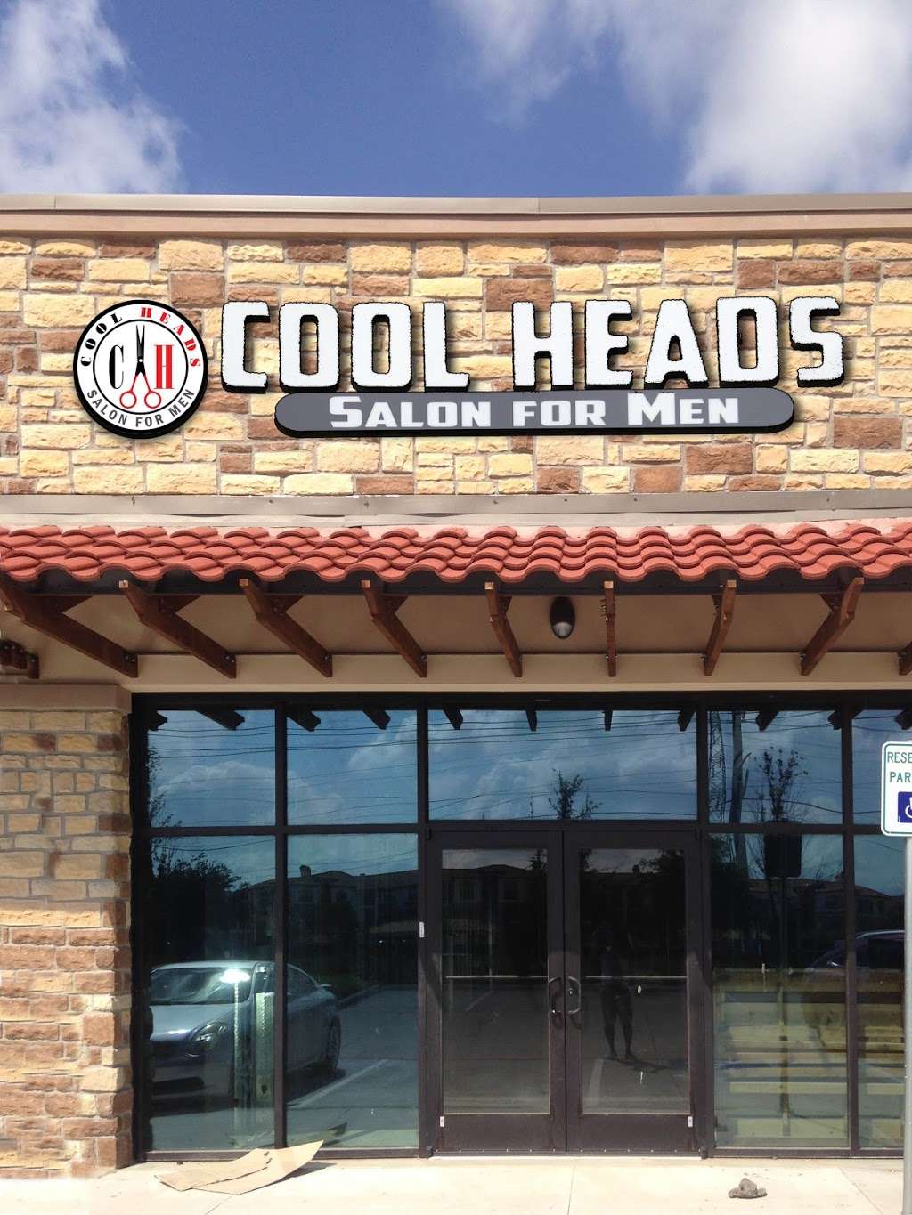Cool Heads Salon For Men Las Colinas | 6451 Riverside Dr #120, Irving, TX 75039, USA | Phone: (214) 579-9694