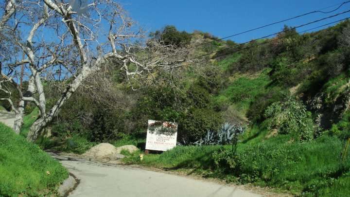 Hollywood Sign The Canyon Drive Trail | Canyon Dr, Los Angeles, CA 90068, USA | Phone: (213) 202-2700