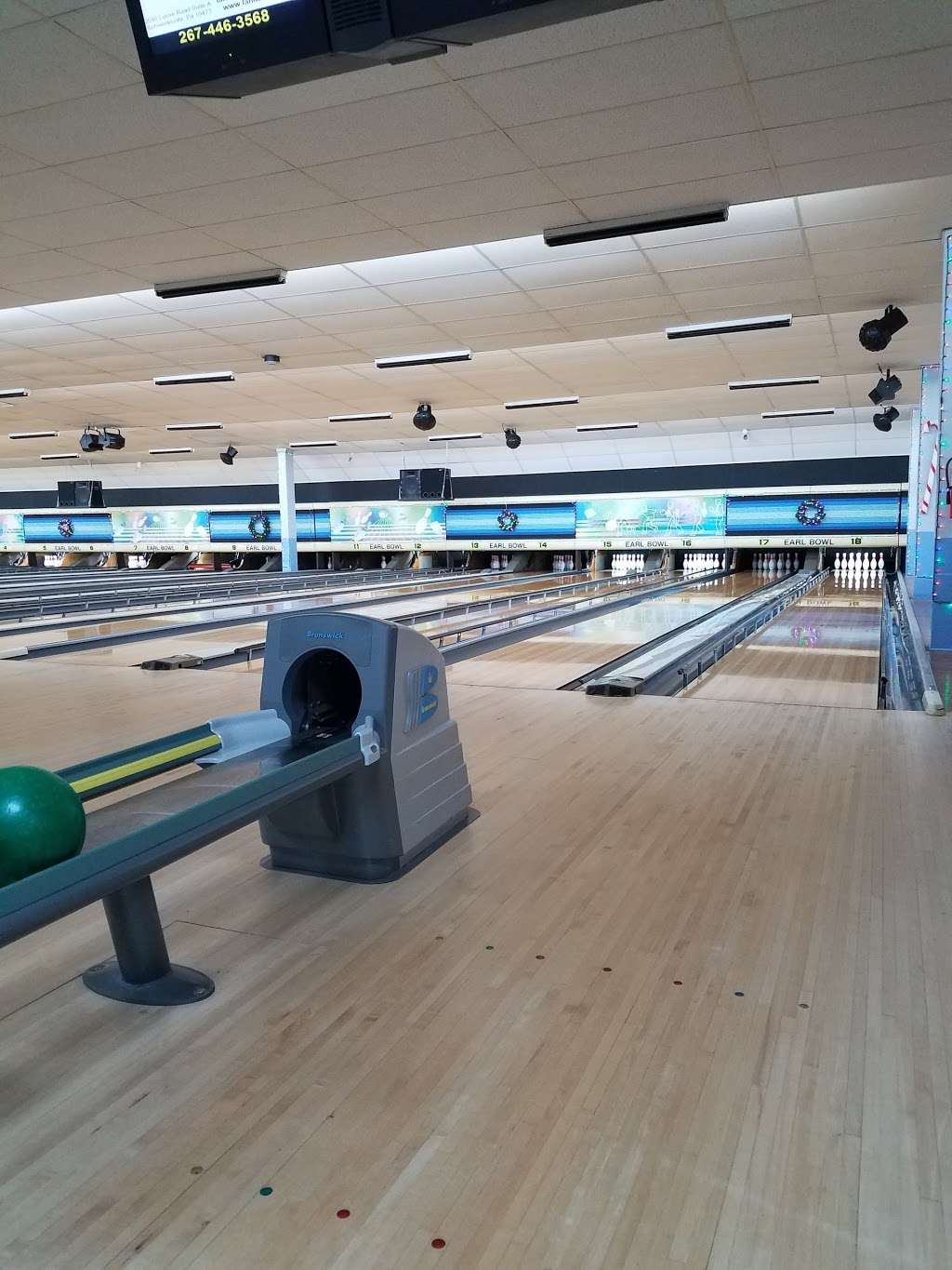 Earl Bowl Lanes | 390 Morwood Rd, Earlington, PA 18918, USA | Phone: (215) 723-9130