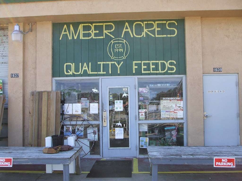 Amber Acres Feed | 1629 W King St, Cocoa, FL 32926, USA | Phone: (321) 632-3333