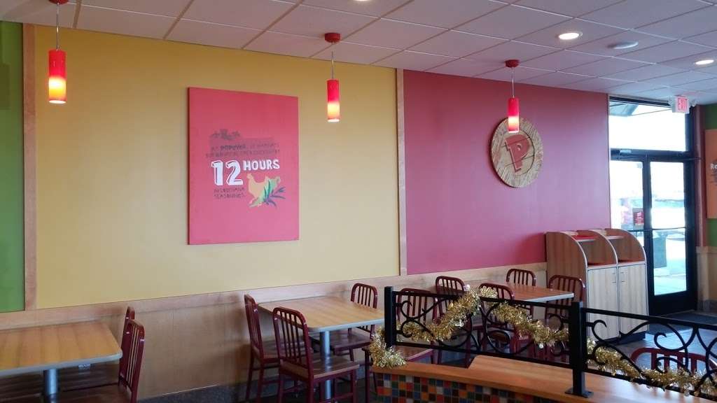 Popeyes Louisiana Kitchen | 16530 FL-50, Clermont, FL 34711 | Phone: (352) 432-8680