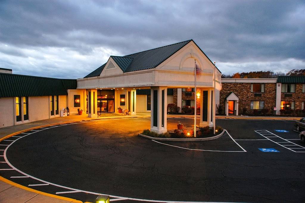 Quality Inn & Suites | 4742 Brecksville Rd, Richfield, OH 44286, USA | Phone: (330) 659-6151