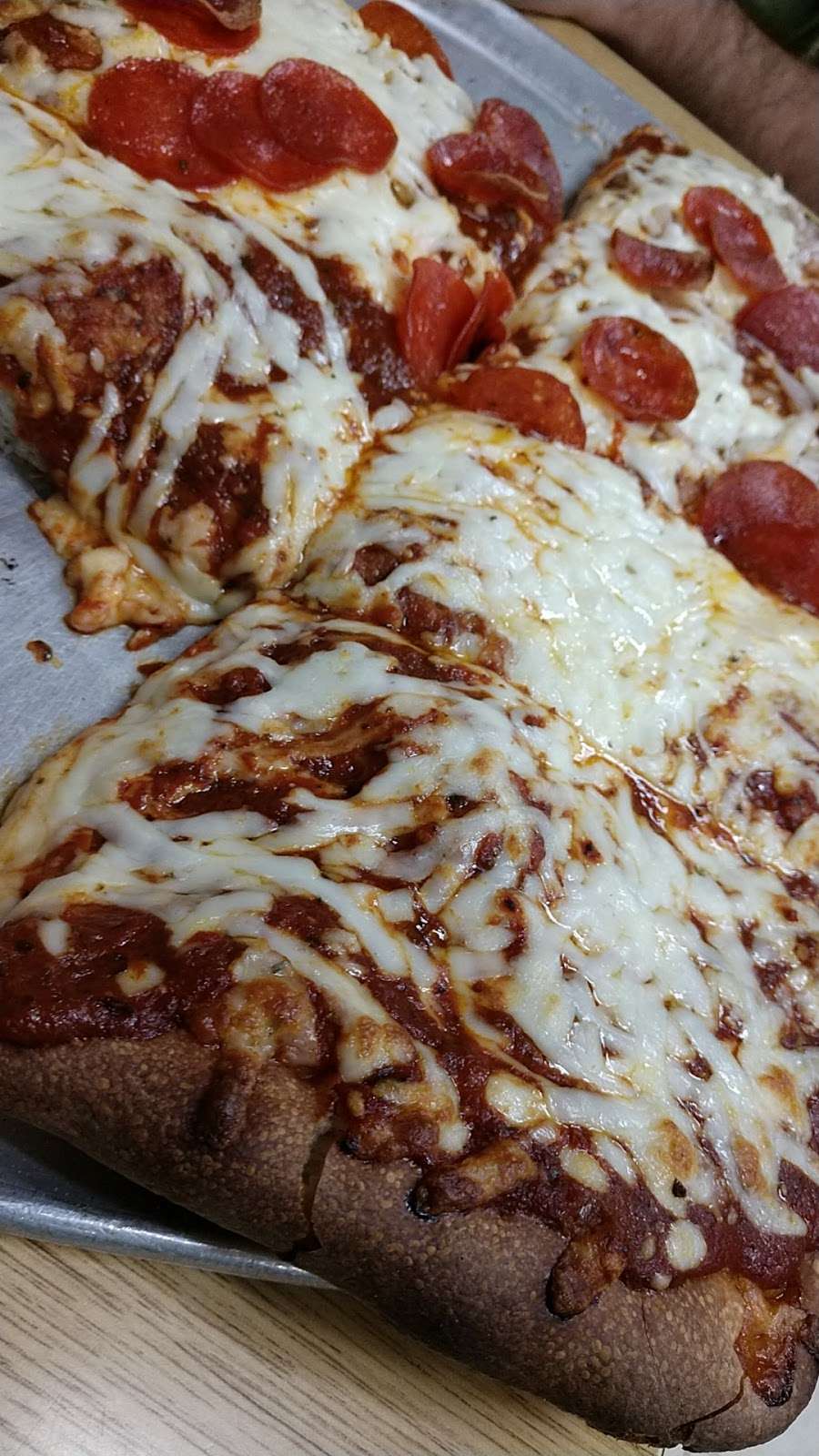 Antonios Pizza | 501 Main St # 2, White Haven, PA 18661 | Phone: (570) 443-9776