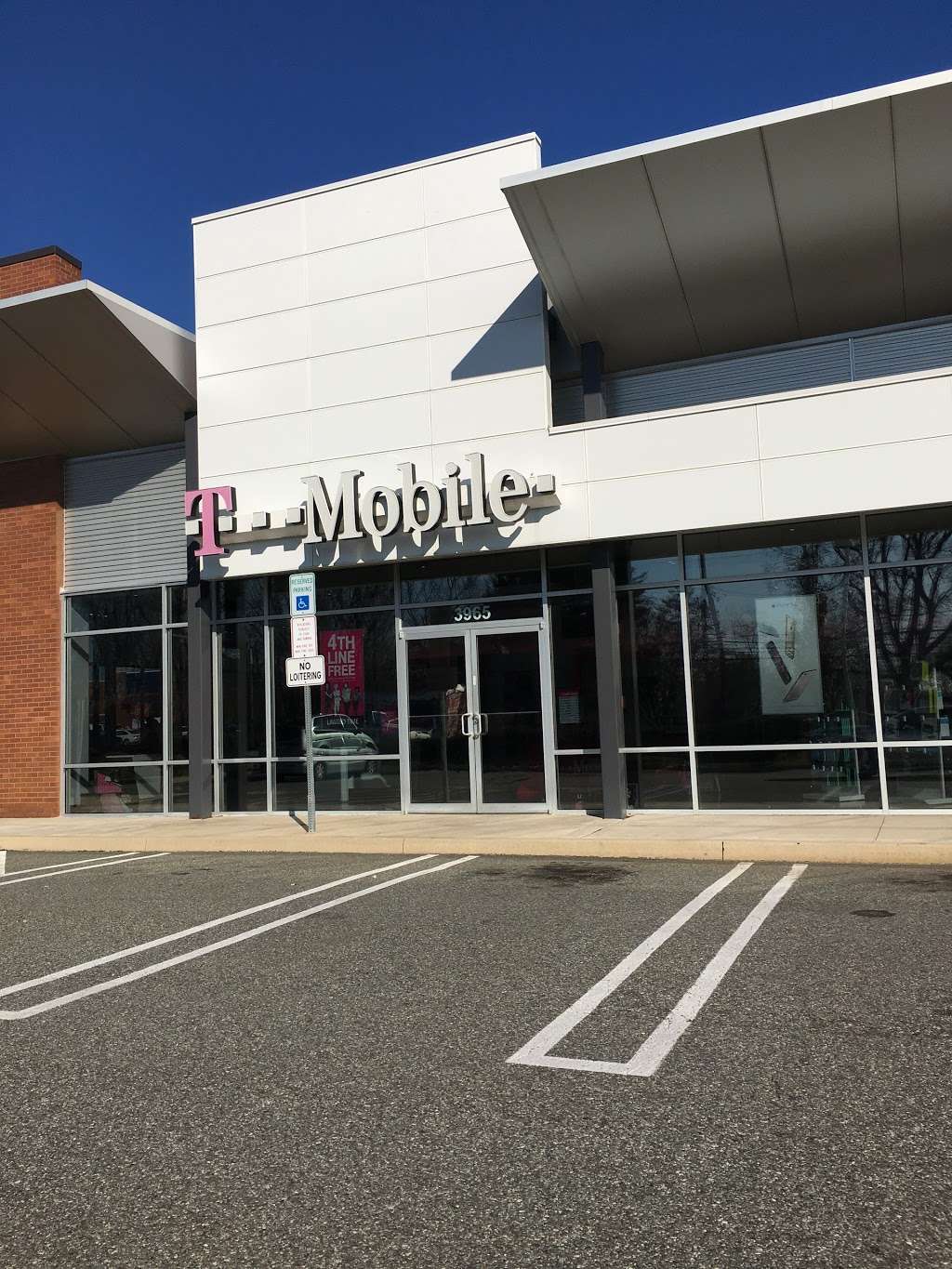 T-Mobile | 3900 Welsh Rd, Willow Grove, PA 19090, USA | Phone: (215) 657-2958