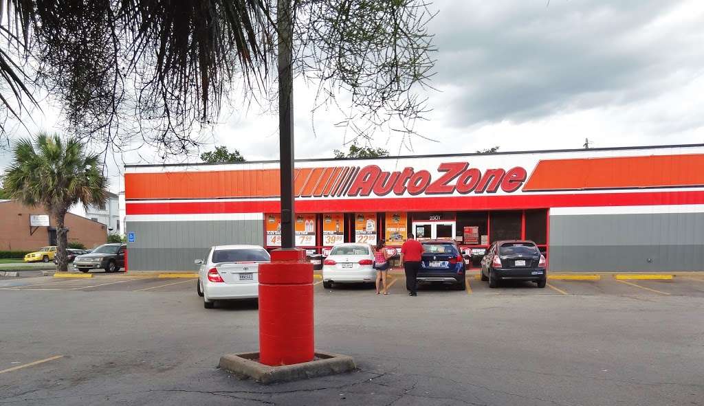 AutoZone Auto Parts | 2301 Montrose Blvd, Houston, TX 77006, USA | Phone: (713) 522-8482