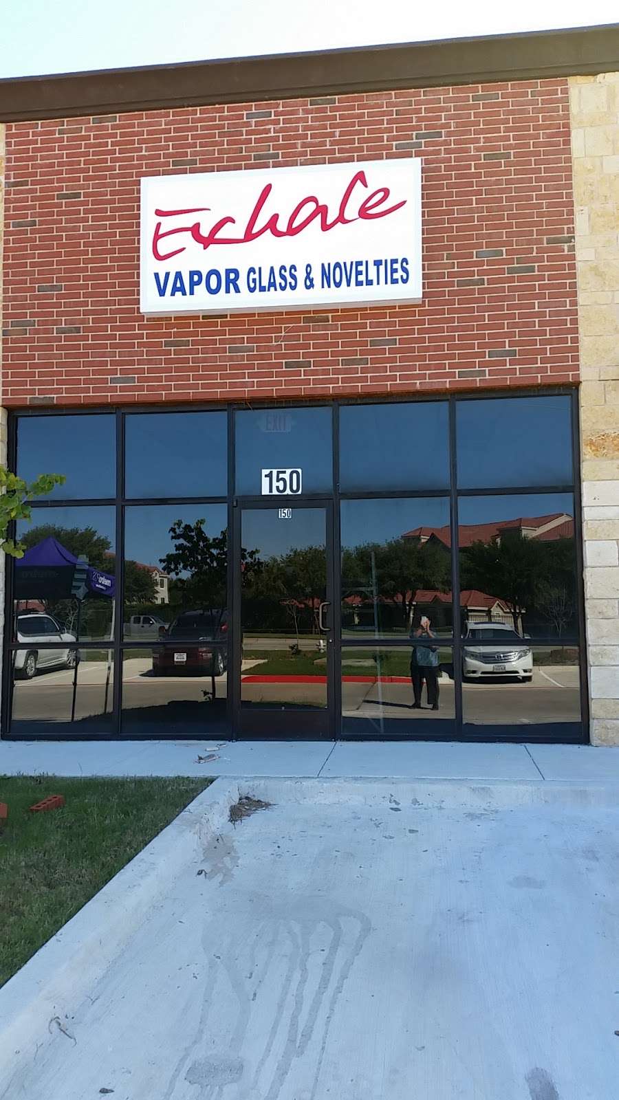 Exhale Vapor Glass & Novelties | 880 Hebron Pkwy #150, Lewisville, TX 75057, USA