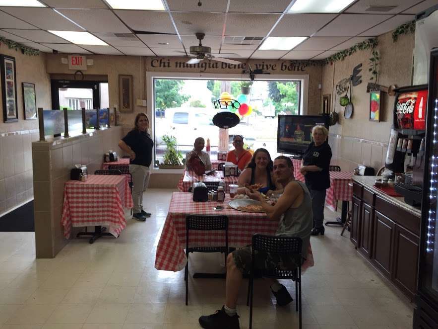 Napoli Pizza & Pasta | 8445 West Chester Pike, Upper Darby, PA 19082 | Phone: (484) 452-6006