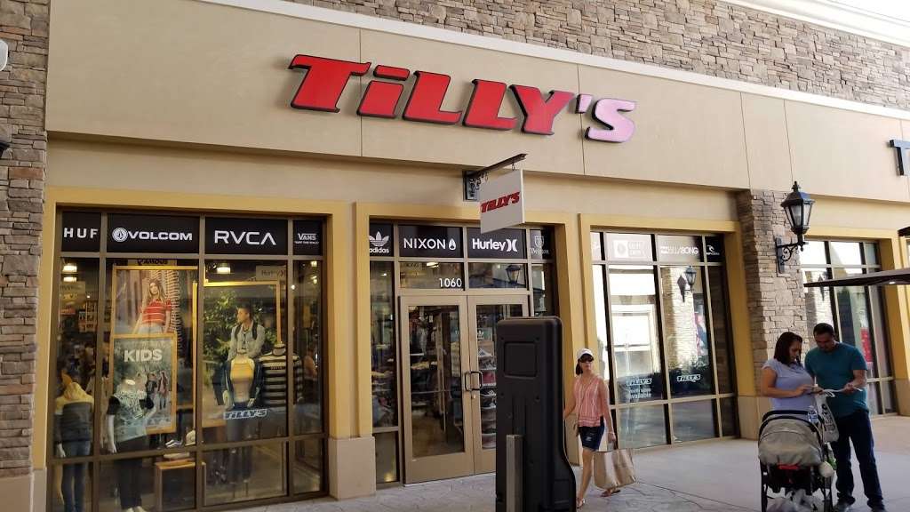 Tillys | 5512 New Fashion Way, Charlotte, NC 28278, USA | Phone: (704) 998-6128