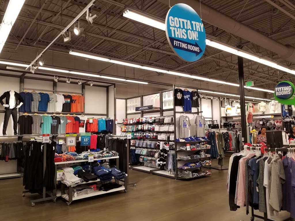 Old Navy | 2134 Montebello Town Center, Montebello, CA 90640, USA | Phone: (323) 346-0421