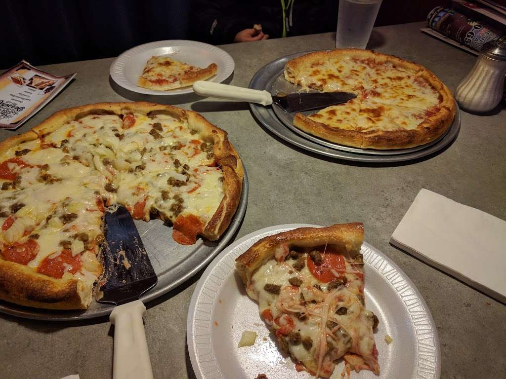 Four Seas Pizza Restaurant | 223 E Main St A, Rising Sun, MD 21911, USA | Phone: (410) 658-0888