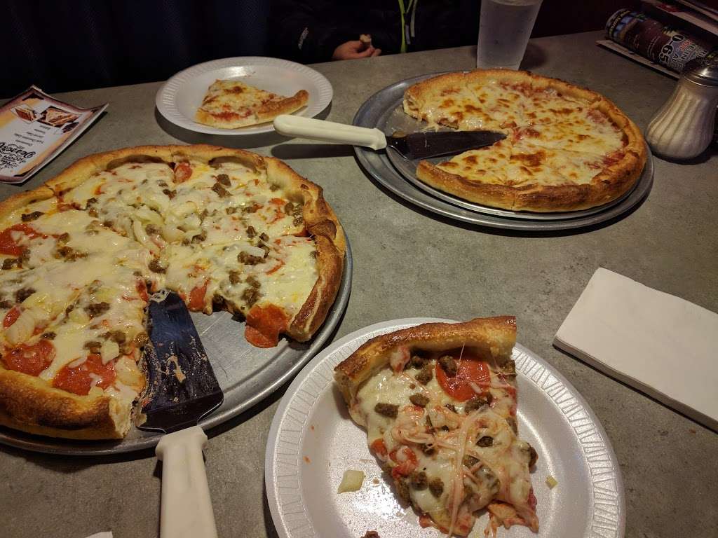 Four Seas Pizza Restaurant | 223 E Main St A, Rising Sun, MD 21911 | Phone: (410) 658-0888