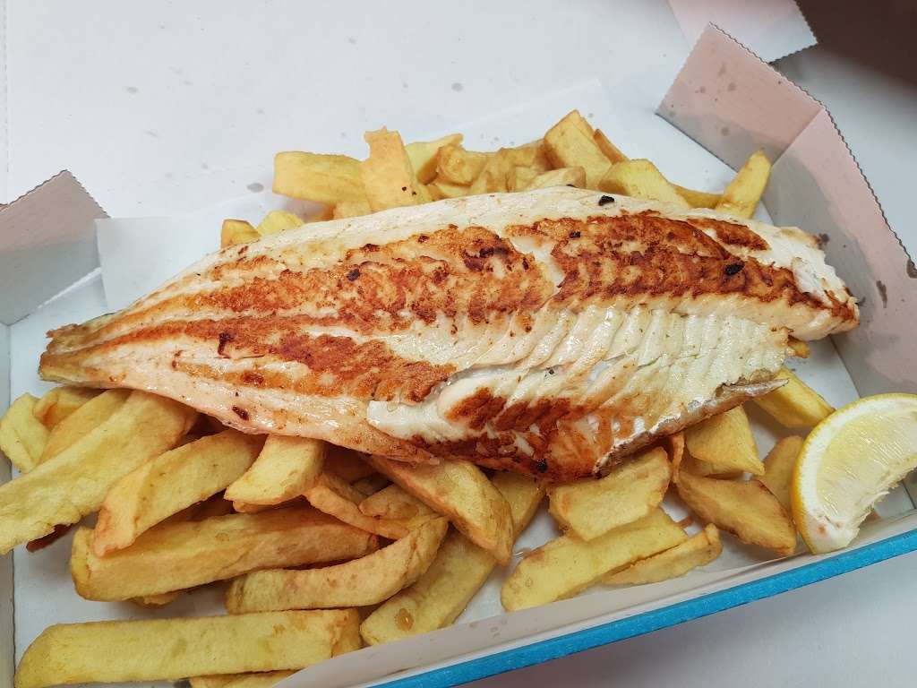Ossies Fish & Chips | 189 Lower Addiscombe Rd, Croydon CR0 6RA, UK | Phone: 020 8654 9738