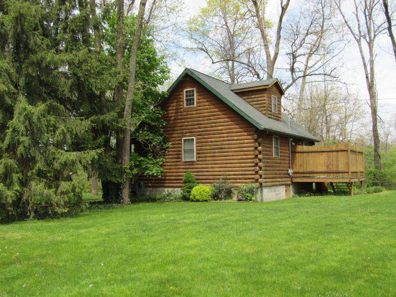 Creekside Cabin | 42 Althouse Ln, Myerstown, PA 17067, USA | Phone: (717) 475-0384