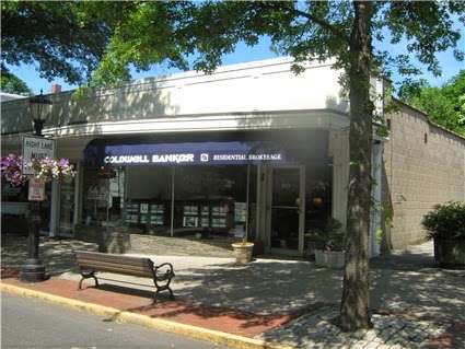 Coldwell Banker Residential Brokerage | 893 Boston Post Rd, Darien, CT 06820, USA | Phone: (203) 655-3961