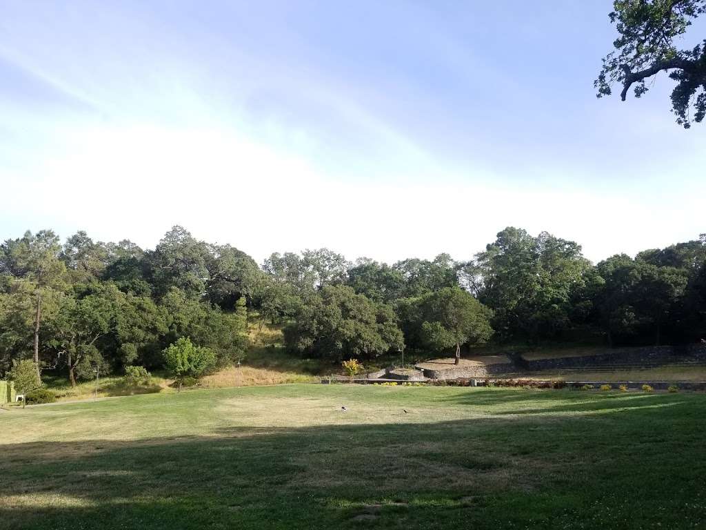 Hamilton amphitheatre park | 500-598 Hamilton Pkwy, Novato, CA 94949