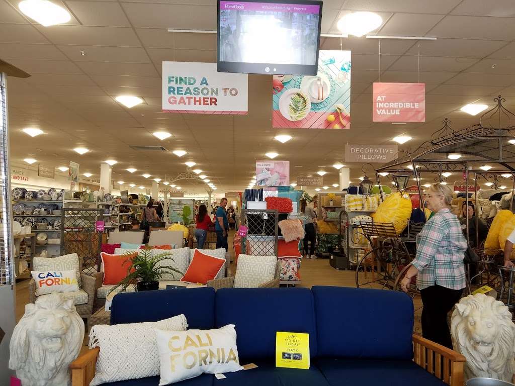 HomeGoods | 39180 10th St W, Palmdale, CA 93551, USA | Phone: (661) 225-9770