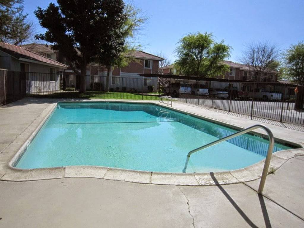 Springwood Court | 5451 Norris Rd, Bakersfield, CA 93308, USA | Phone: (661) 393-0551