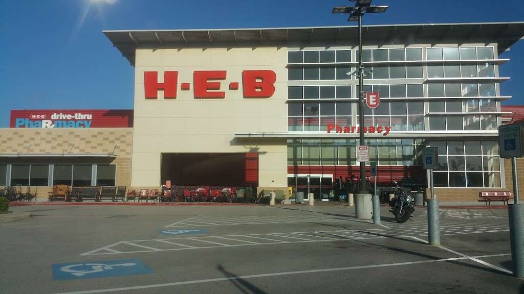 H-E-B | 3875 W Davis St, Conroe, TX 77304 | Phone: (936) 760-6800