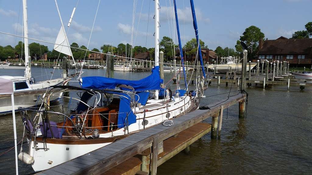 Wharf at Clear Lake Slip Maintenance Association | 793 Davis Rd, League City, TX 77574, USA | Phone: (281) 678-5372