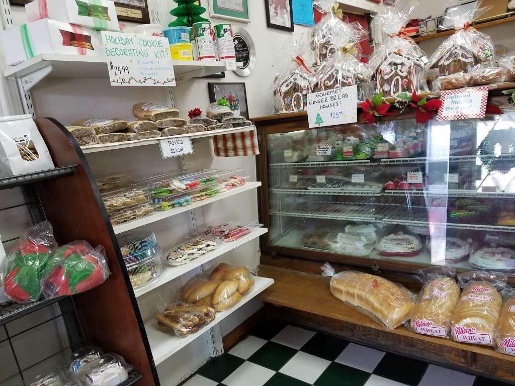 Milano Bakery Inc | 427 S Chicago St, Joliet, IL 60436 | Phone: (815) 727-2253