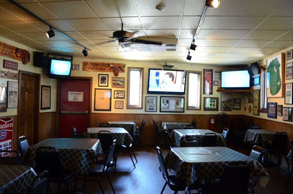 Walshs Bar & Grill | 202 W Naperville Rd, Westmont, IL 60559, USA | Phone: (630) 968-5957